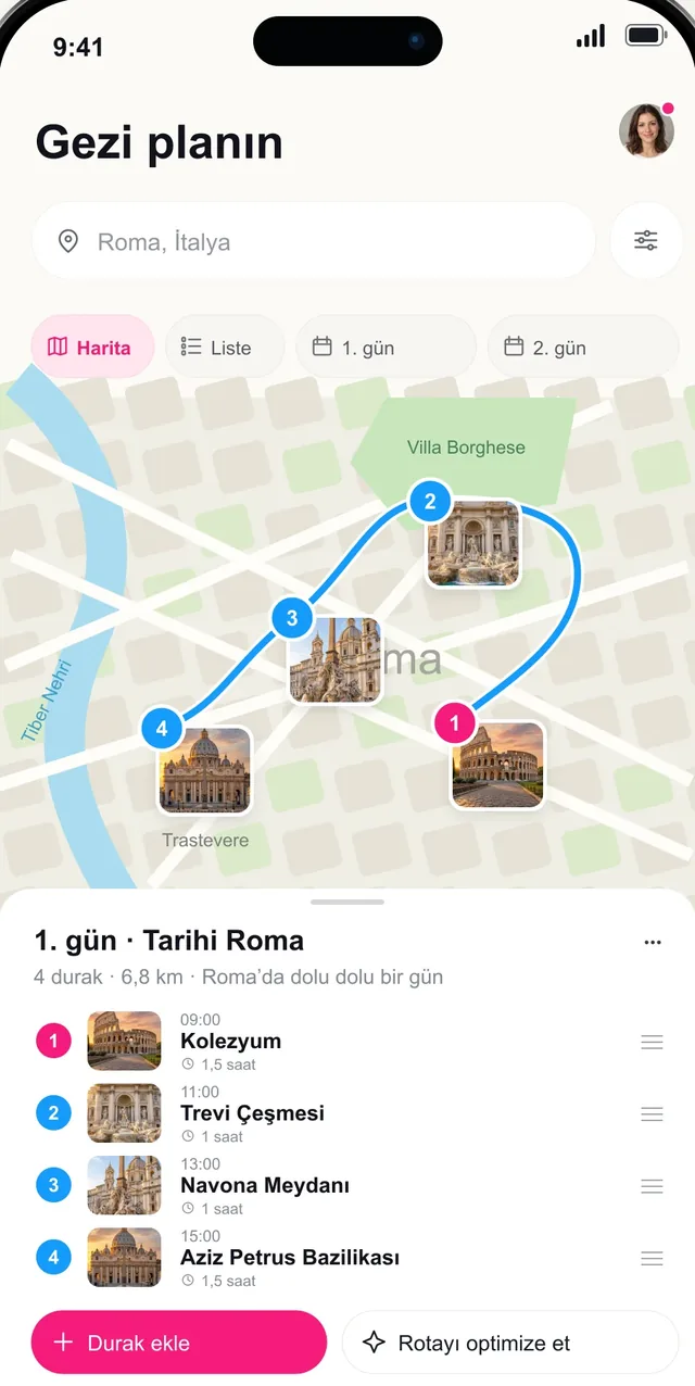 Haritada Roma için gün gün rota gösteren Pictoura gezi planı ekranı